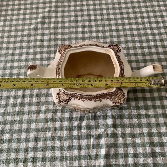 Johnson Brothers vintage Old Britton Tutor, village Square, Footed, teapot - Picture 11 of 11